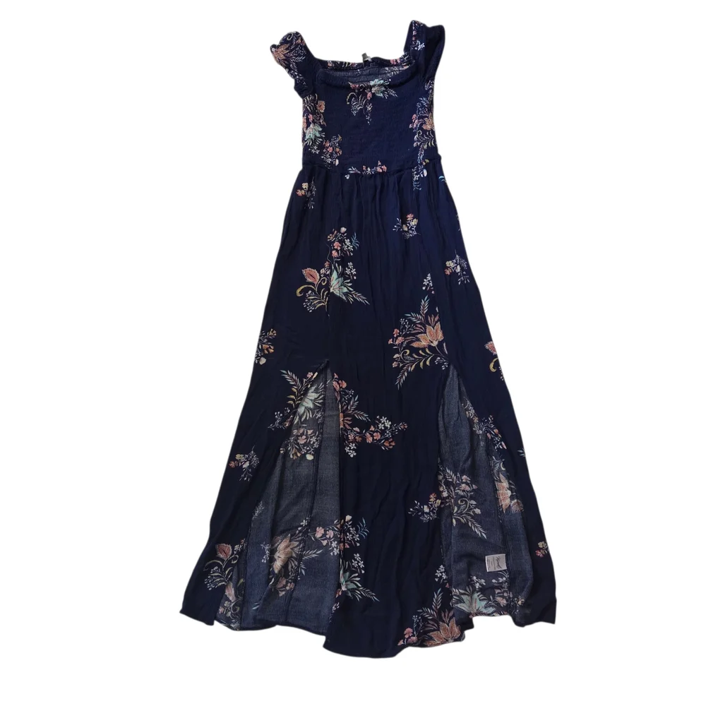Navy Floral Maxi Dress - Women - Picture 1 of 7